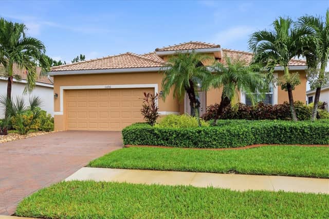 11696 SPOTTED MARGAY AVE photo