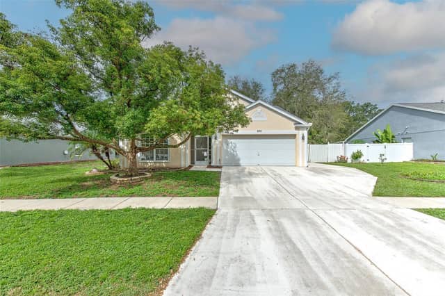235 LAKEWAY LN photo