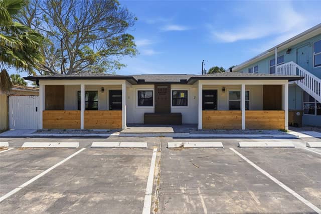 113 145 AVE E photo