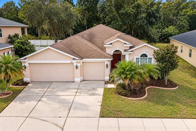 5815 JUSTICIA LOOP photo