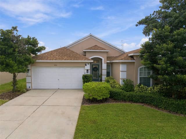 8335 CANTERBURY LAKE BLVD photo