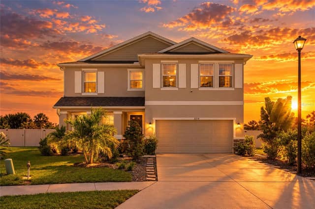 2214 MARSH HARBOUR LOOP photo