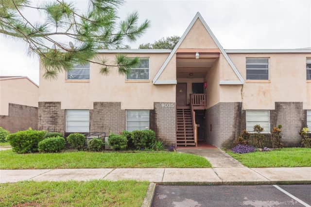 9035 WESTCHESTER CIR #133 photo