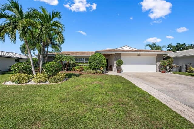 3323 SPRING MILL CIR photo
