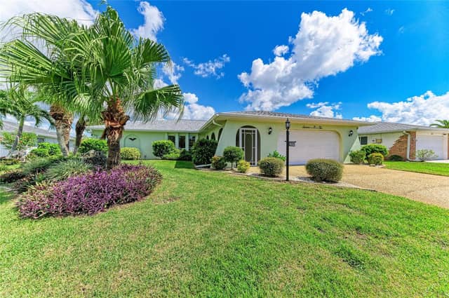 1602 VIKKI CT photo