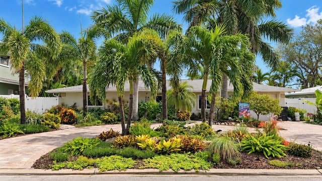 4907 CORAL BLVD photo