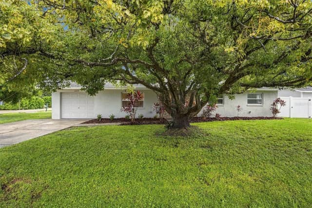 3205 DUNBAR DR photo