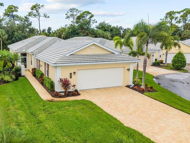 1821 LANCASHIRE DR photo