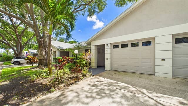 1539 REBECCA LN photo