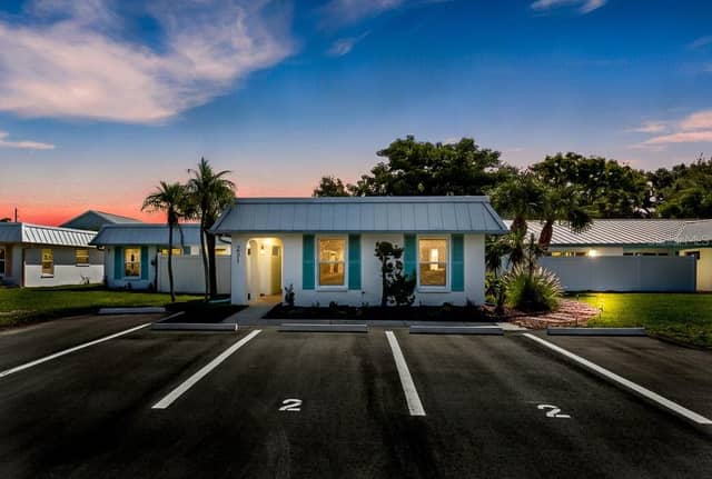221 BEL FOREST DR #1 photo