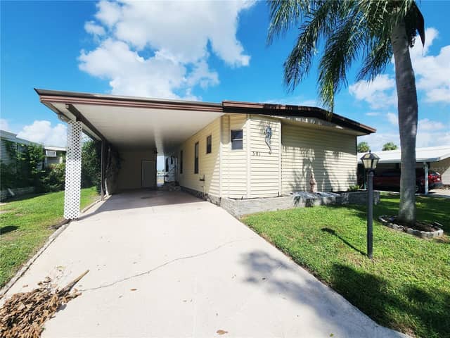 808 53RD AVE E #301 photo