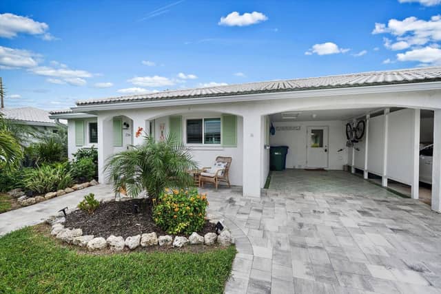 734 SPANISH DR N photo