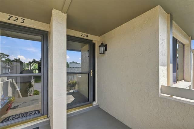 3165 LANDMARK DR #724 photo