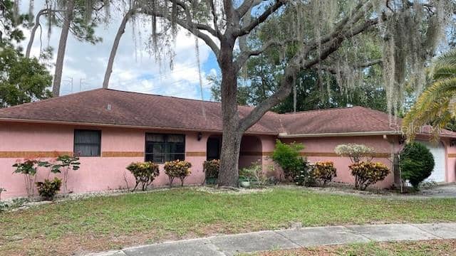 505 VILLAGE OAK DR photo