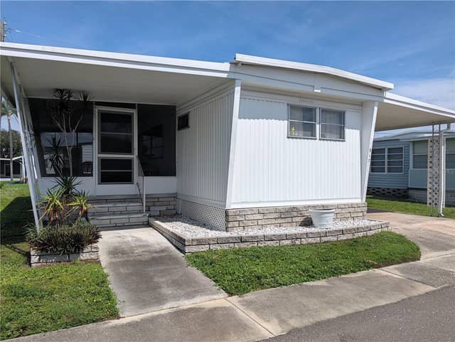 34517 ROSE DR N photo