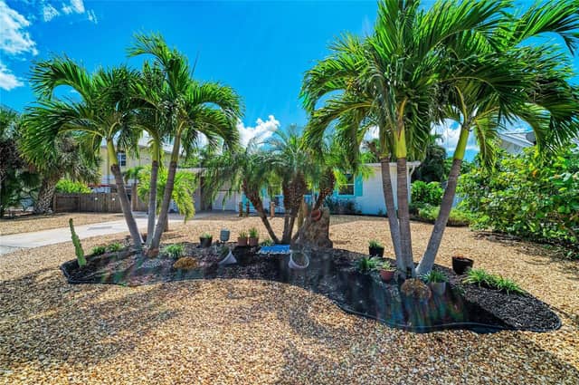 503 BAYVIEW DR photo