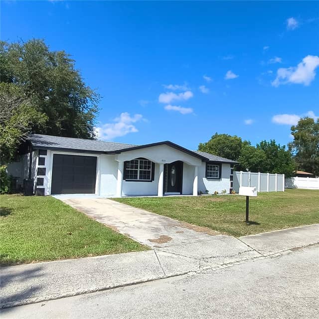 10131 OLD ORCHARD LN photo