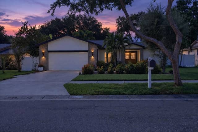 2406 COUNTRY TRAILS DR photo