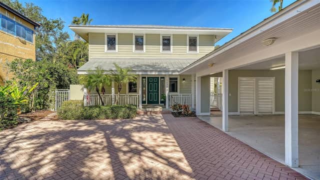 1695 HYDE PARK ST photo