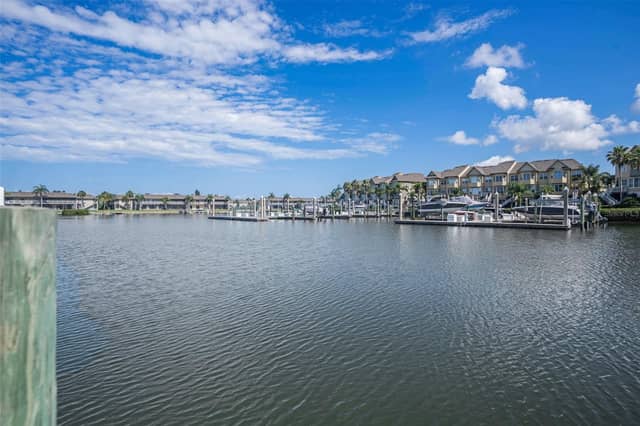 8719 COVE CT #10 photo