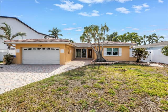 10128 YACHT CLUB DR photo
