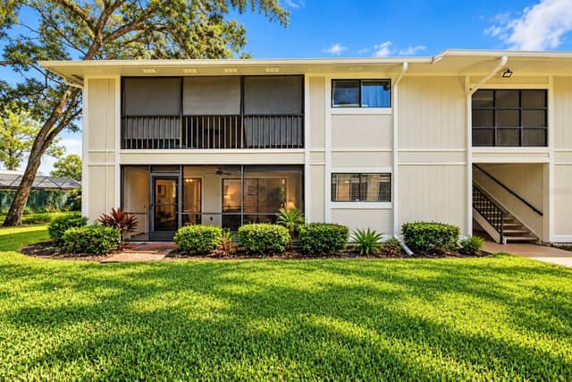 6014 LAKETREE LN #G photo