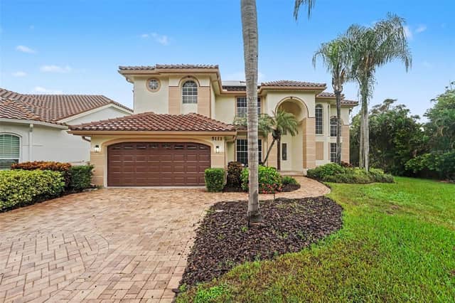 5111 QUEEN PALM TER NE photo