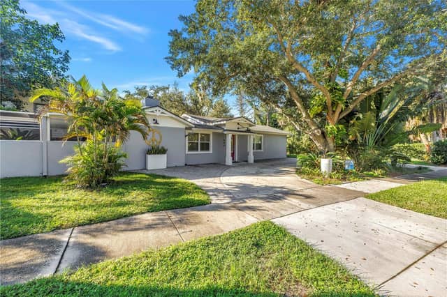 844 PATTERSON DR photo
