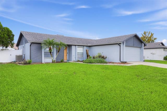 1805 LAKEWIND DR photo