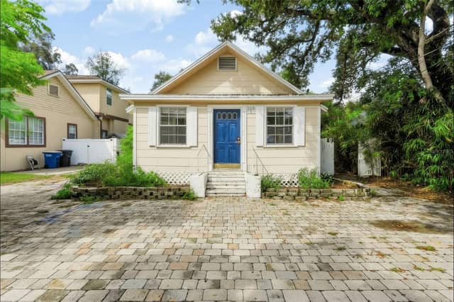 208 VINE AVE #1,2,3,4 photo