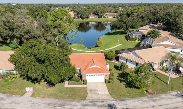 5809 GARDEN LAKES MAJESTIC photo