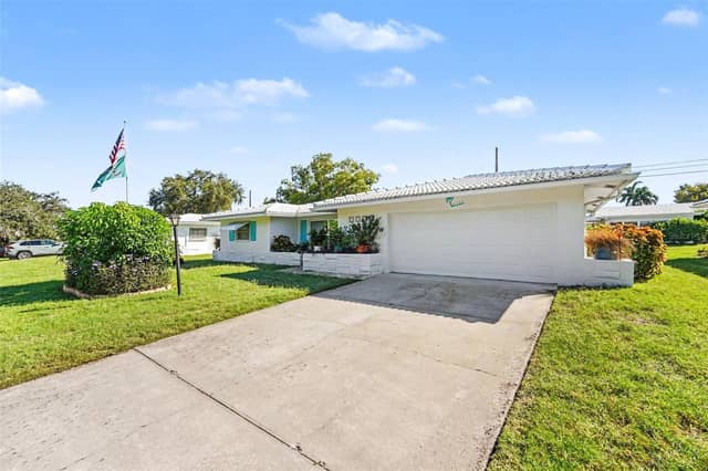 8727 143RD ST photo