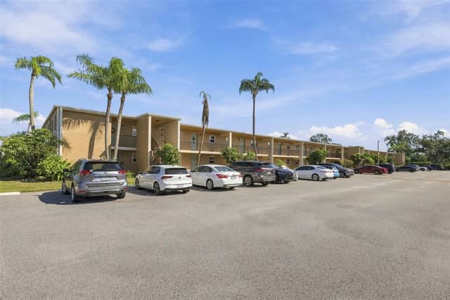 12300 PARK BLVD #106 photo