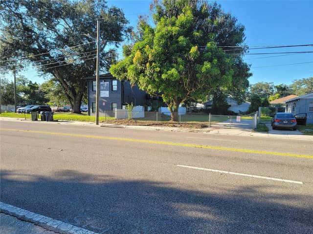 2406 DR MARTIN LUTHER KING JR BLVD photo