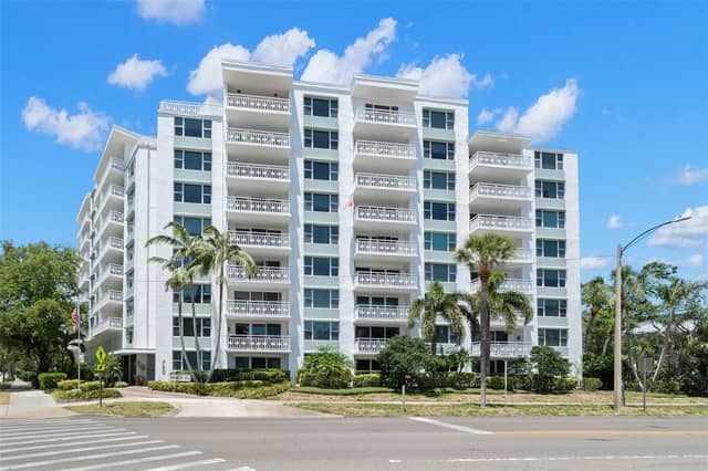700 BEACH DR NE #803 photo