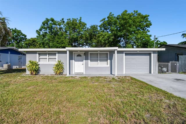 11011 PICKERING LN photo