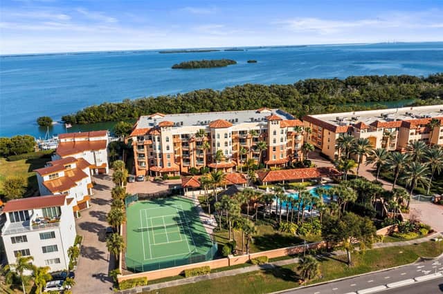 1645 PINELLAS BAYWAY S #B2 photo