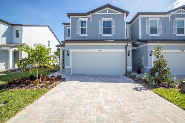 11261 BEACH WALK WAY NE photo