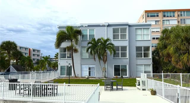 1859 SHORE DR S #208 photo