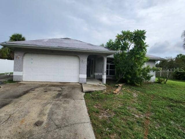 656 AZURE RD photo