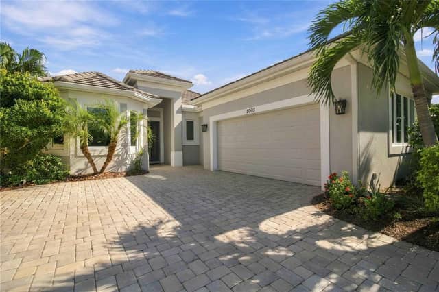 5003 TOBERMORY WAY photo