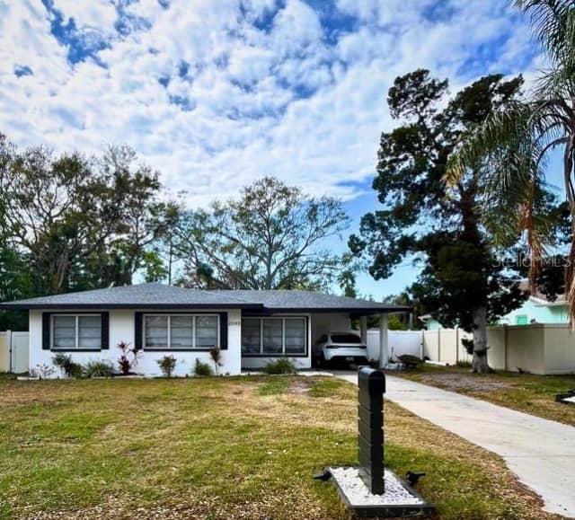 2040 YALE AVE photo
