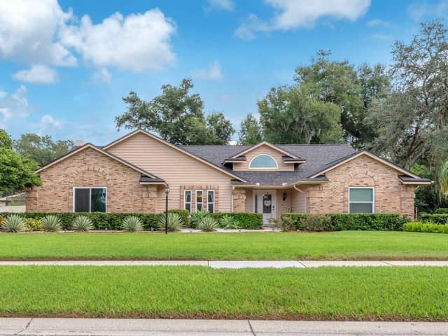 2421 OAK LANDING DR photo