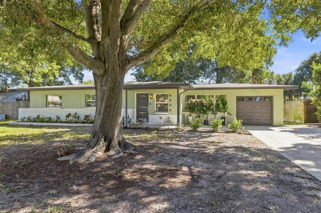 4506 S CAMERON AVE photo
