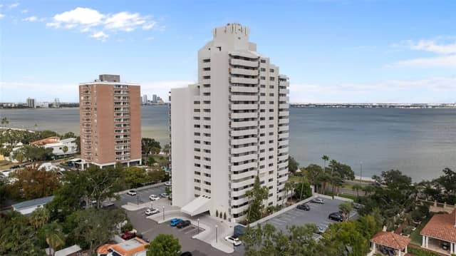 4141 BAYSHORE BLVD #905 photo