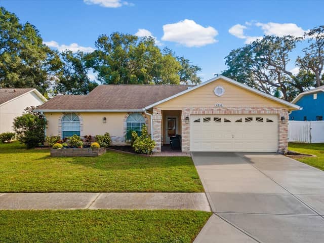8350 ROYAL HART DR photo