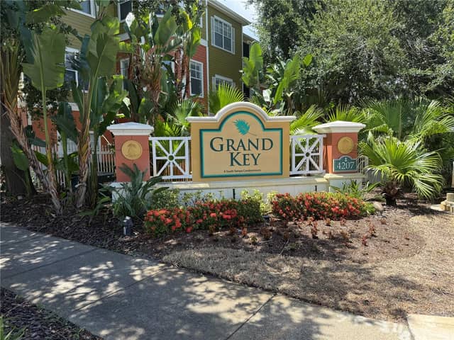 4207 S DALE MABRY HWY #2414 photo