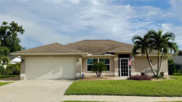 352 WOODVALE DR photo
