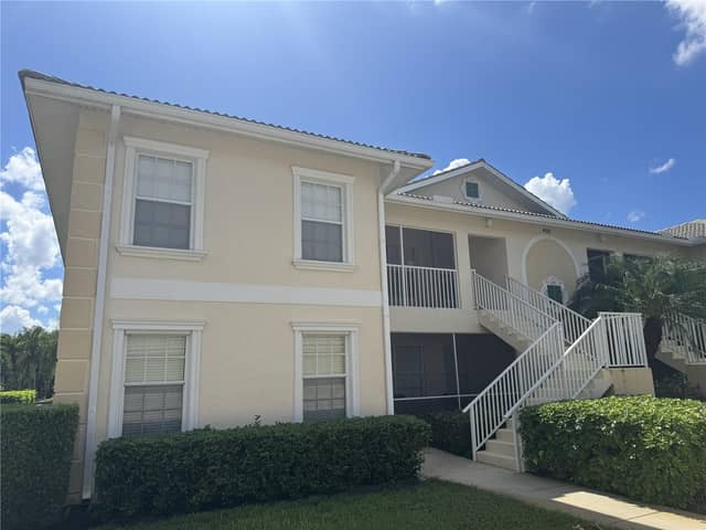 400 MIRABELLA CIR #201 photo