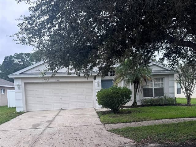 25311 LEXINGTON OAKS BLVD photo